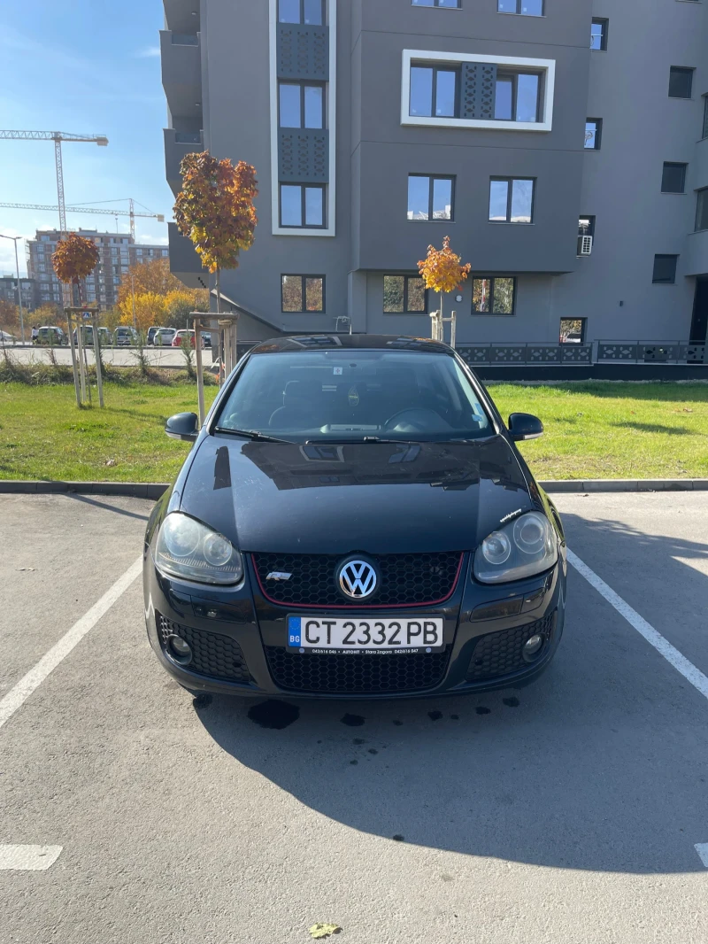 VW Golf 1.6i, снимка 2 - Автомобили и джипове - 47826264