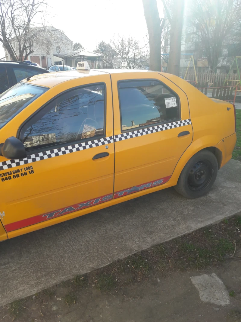 Dacia Logan, снимка 2 - Автомобили и джипове - 48222239