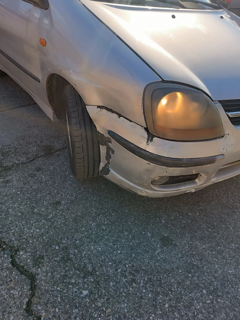 Nissan Almera tino, снимка 7 - Автомобили и джипове - 48368866