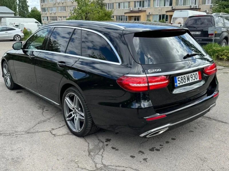 Mercedes-Benz E 200, снимка 4 - Автомобили и джипове - 48993165