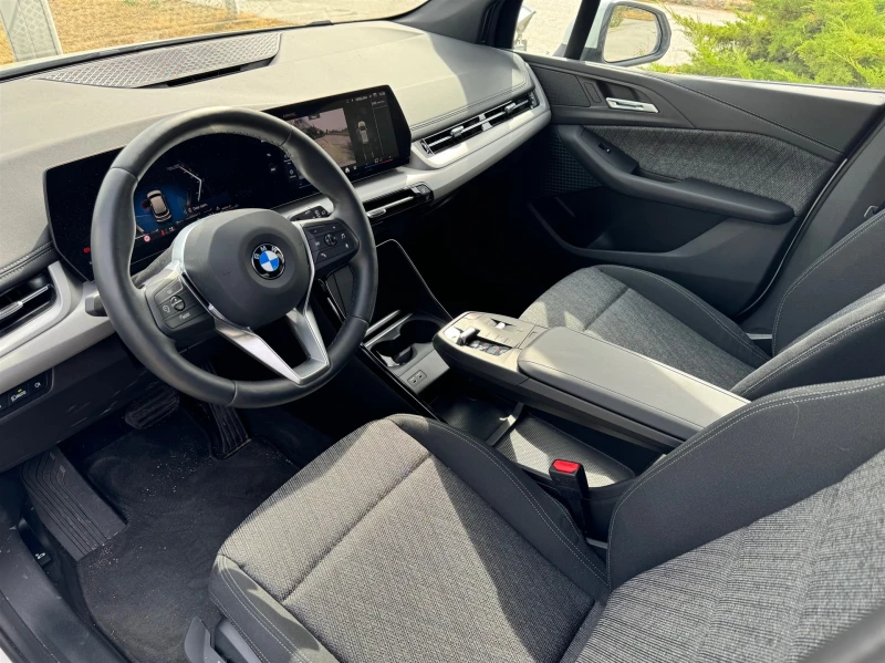 BMW 218 Актив Турър, снимка 6 - Автомобили и джипове - 49297420