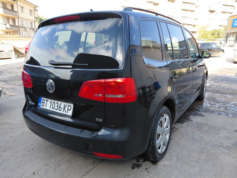 VW Touran, снимка 2 - Автомобили и джипове - 52588433