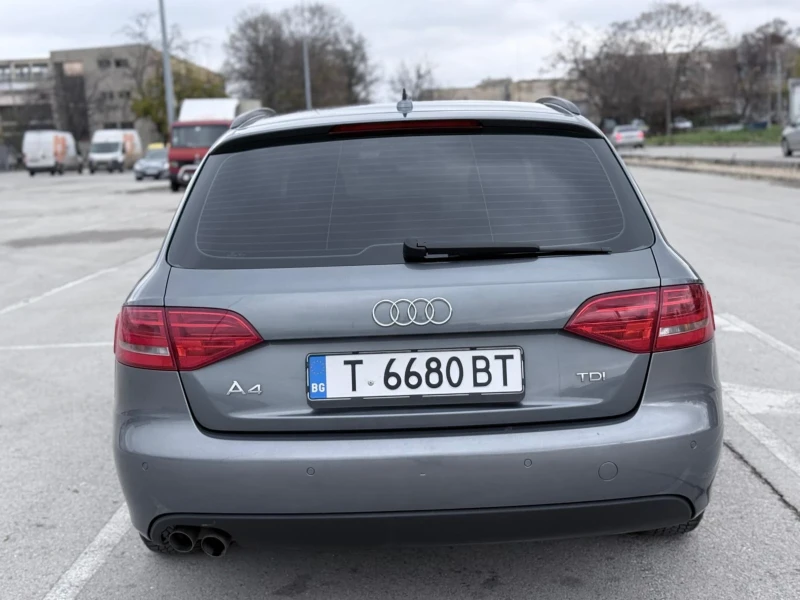 Audi A4 2.0TDI/СЪС СЕРВИЗНА ИСТОРИЯ/НОВИ ЗИМНИ, ЛЕТНИ ГУМИ, снимка 8 - Автомобили и джипове - 52592693