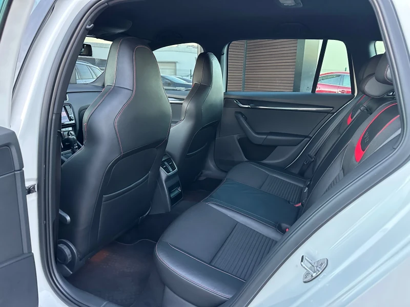 Skoda Octavia VRS 2.0TDI 184кс ЛИЗИНГ, снимка 8 - Автомобили и джипове - 52775130
