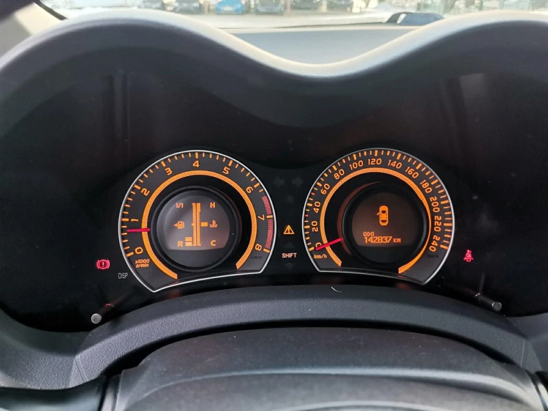 Toyota Auris 1.6 VVT-I, снимка 9 - Автомобили и джипове - 53107824