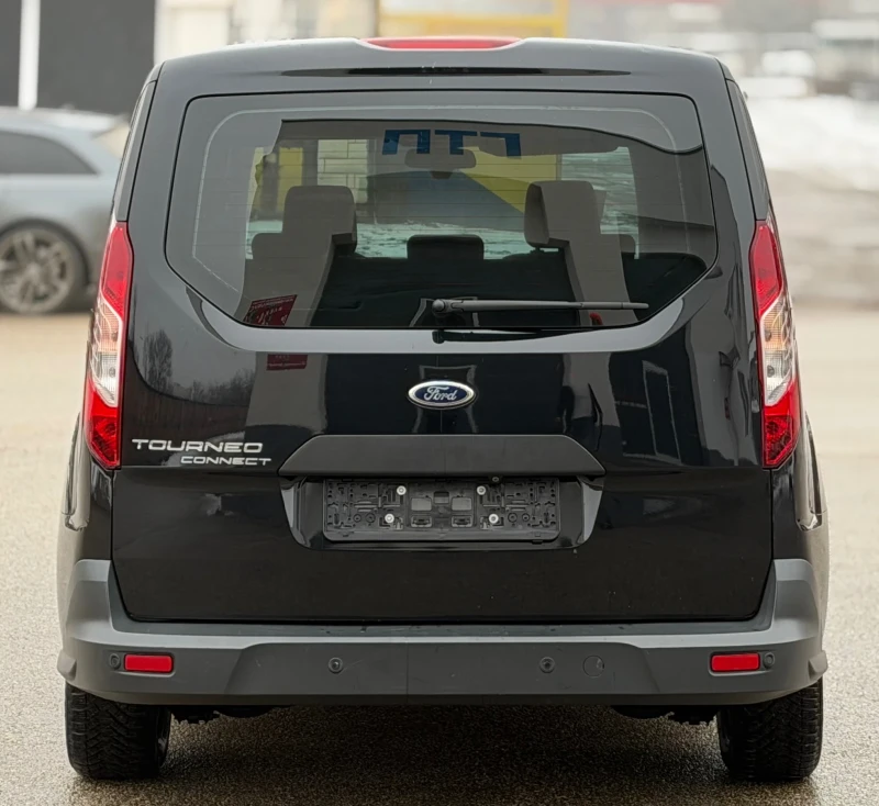Ford Tourneo Connect 1.6TDCi * MAXI* * Навигация* * Камера* * Климатик*, снимка 5 - Автомобили и джипове - 53211664