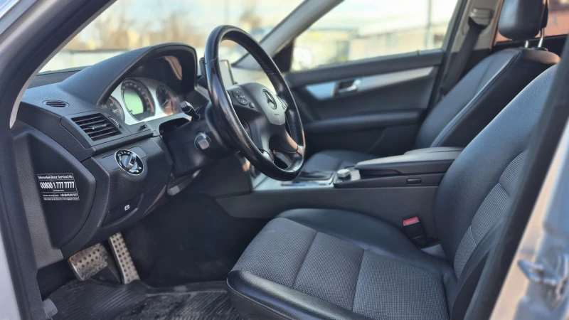 Mercedes-Benz C 320 CDI 4 Matic * Full Opt * Бартер, снимка 12 - Автомобили и джипове - 53438408