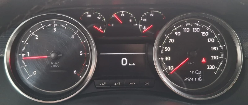 Peugeot 508 2.0HDi 150PS, снимка 12 - Автомобили и джипове - 53458110