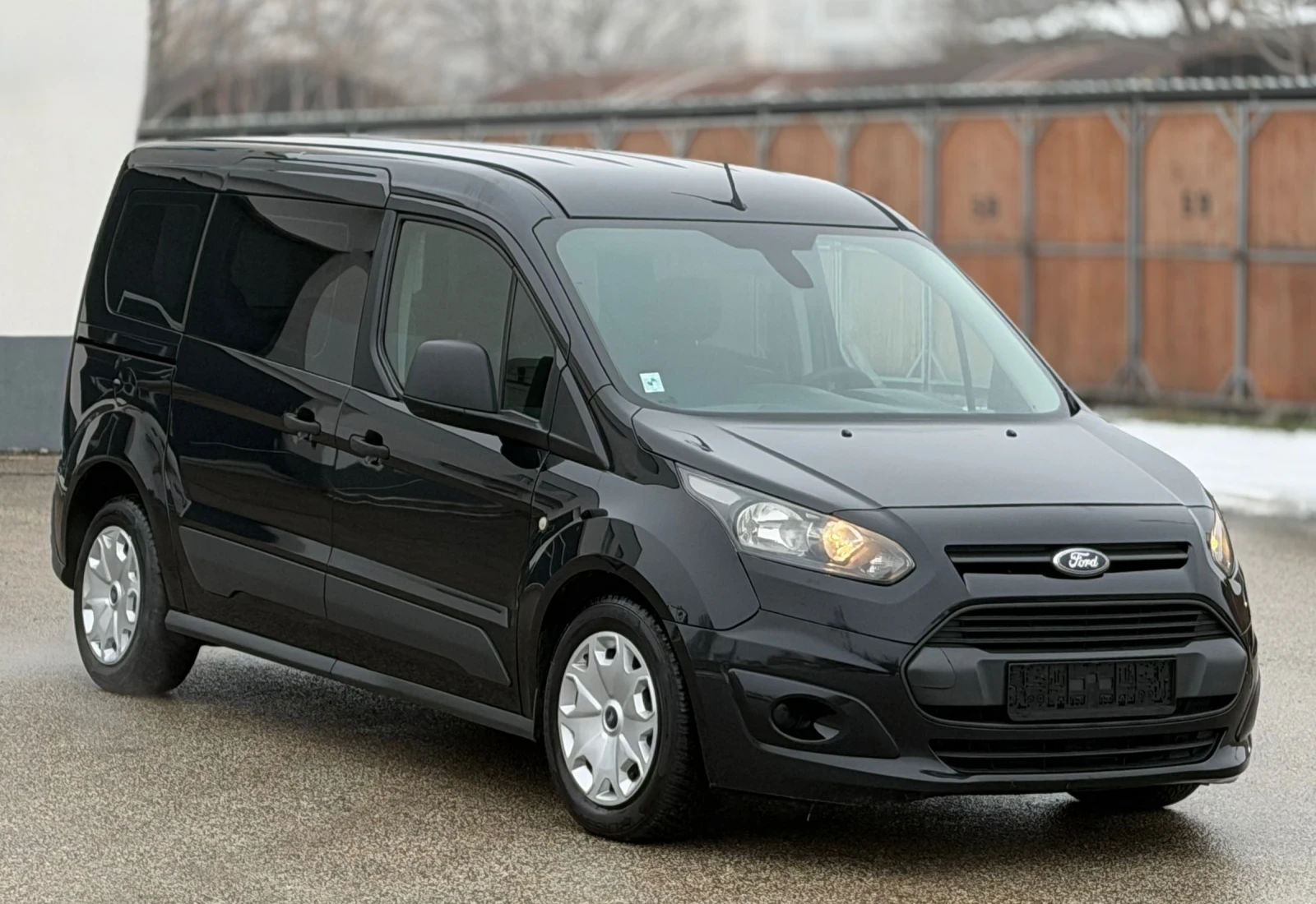 Ford Tourneo Connect 1.6TDCi * MAXI* * Навигация* * Камера* * Климатик*, снимка 1