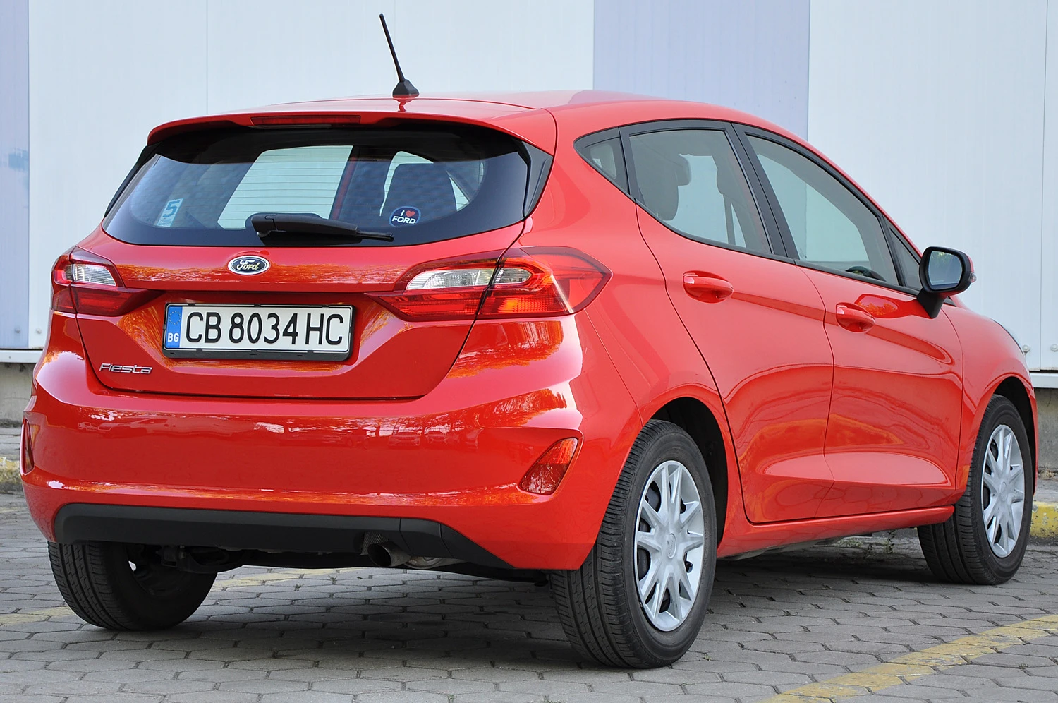 Ford Fiesta 1.1 Duratec - изображение 4