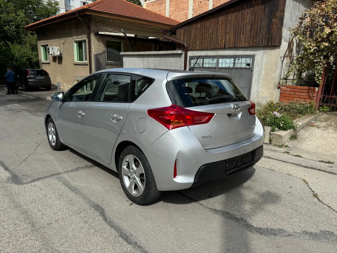 Toyota Auris 1.4D4D/Камера/Мултимедия - изображение 3