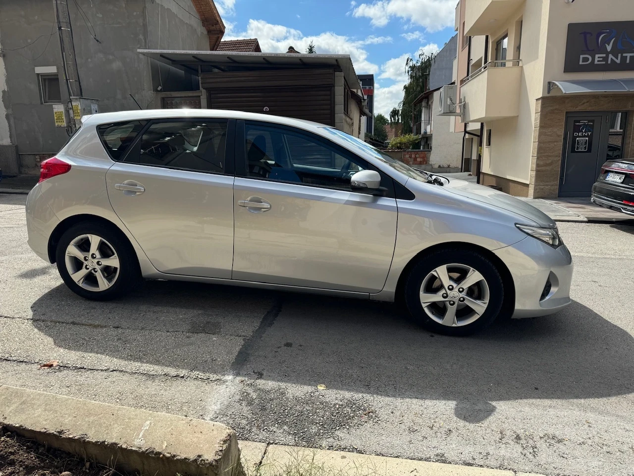 Toyota Auris 1.4D4D/Камера/Мултимедия - изображение 6