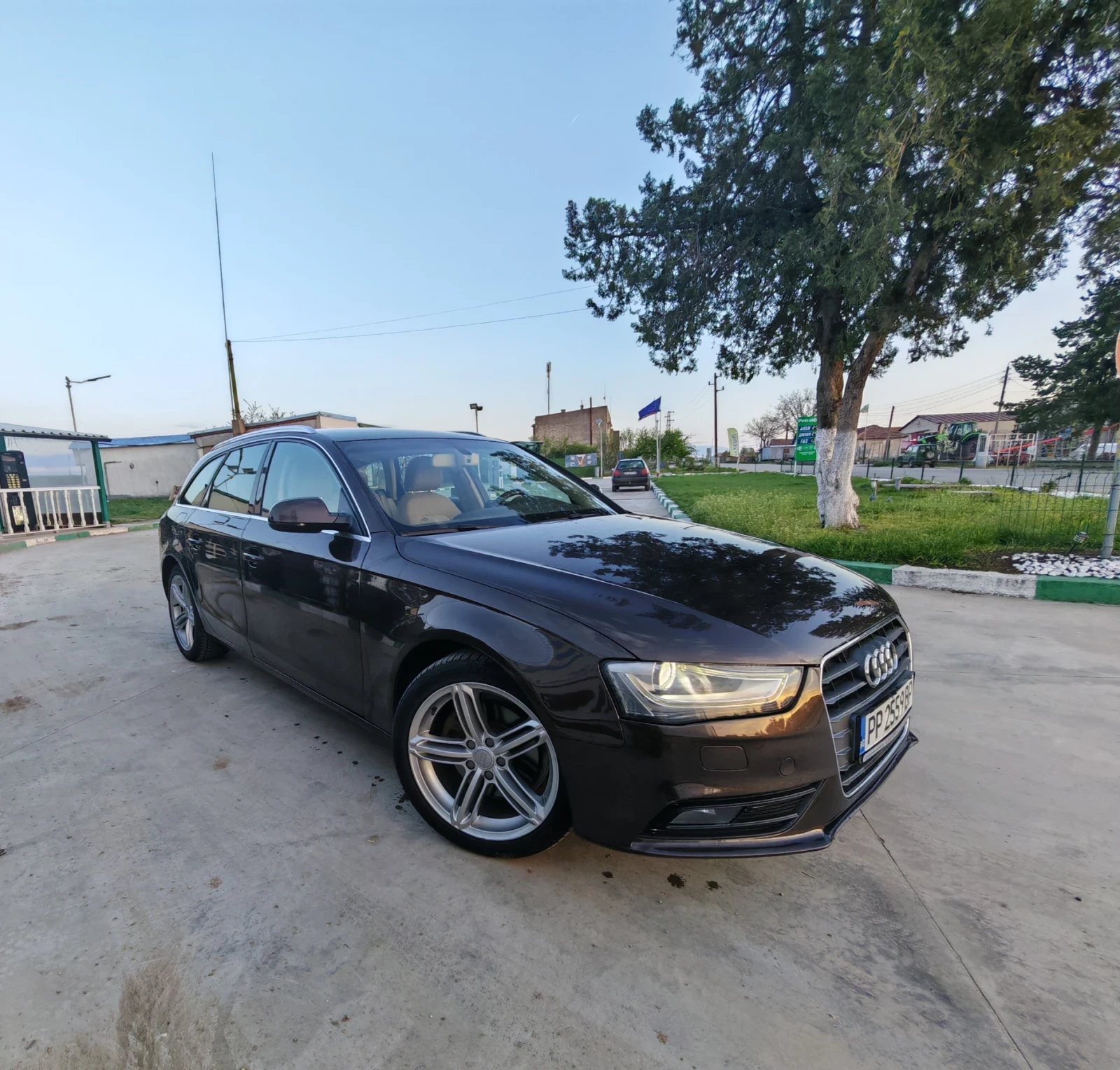 Audi A4 2.0tdi facelift 2013 - изображение 6