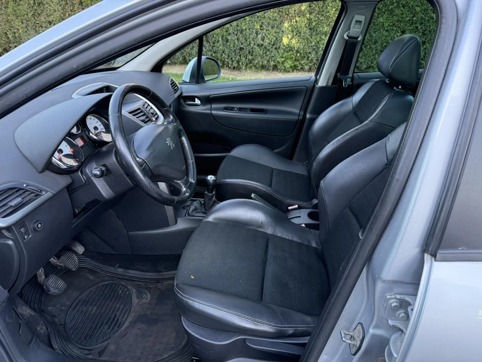 Peugeot 207 1.6 Facelift Газ-Бензин  - изображение 8