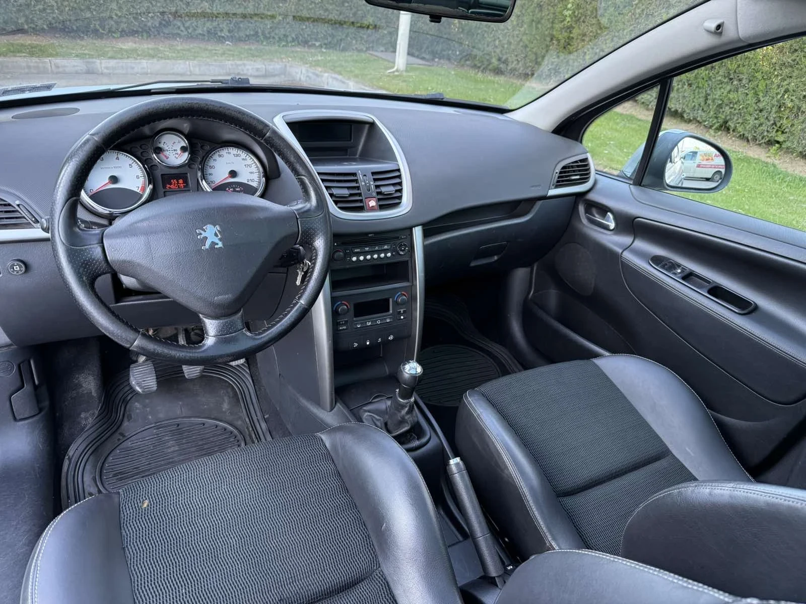 Peugeot 207 1.6 Facelift Газ-Бензин  - изображение 10