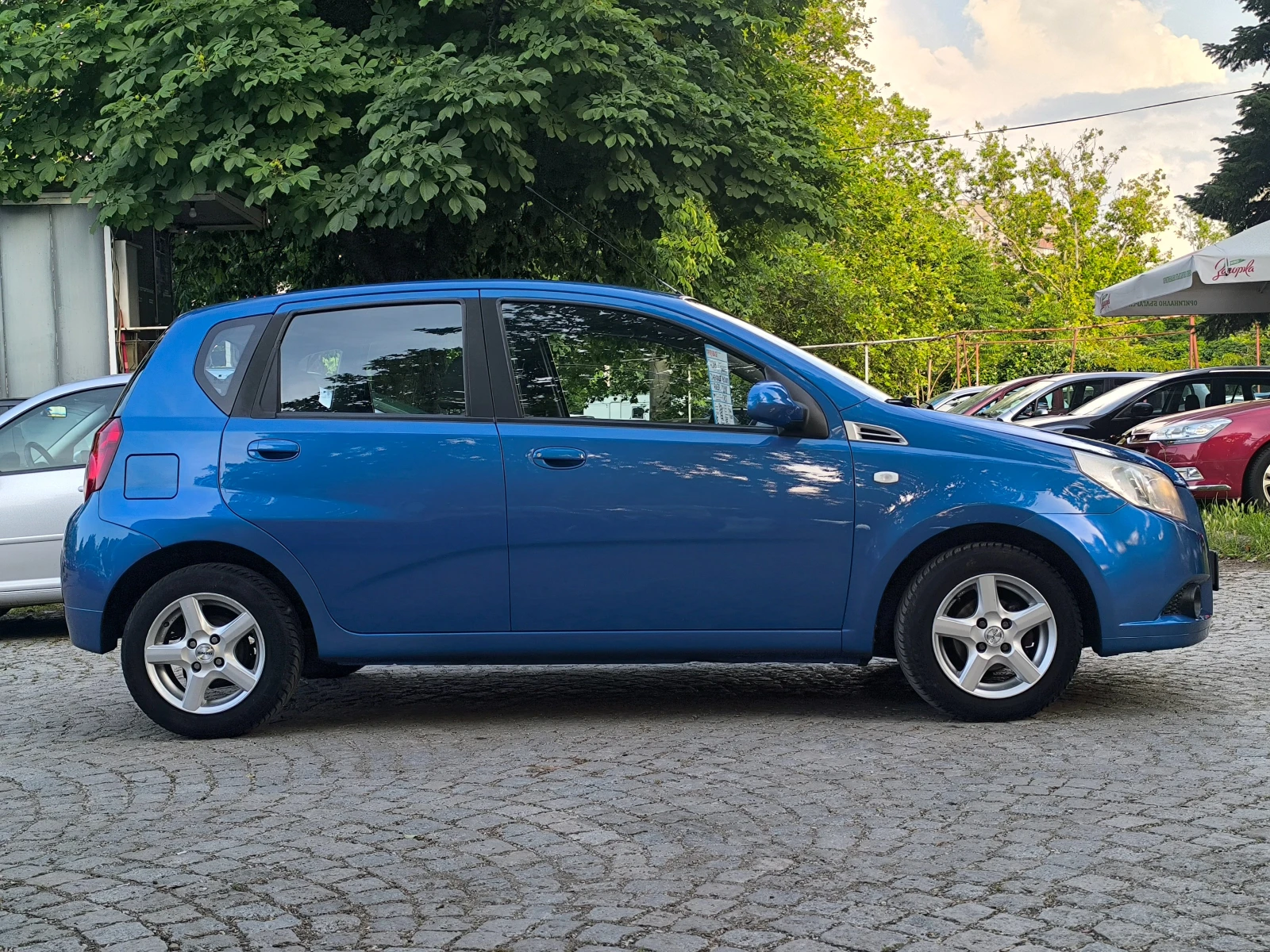 Chevrolet Aveo 1, 2 КЛИМАТИК  - изображение 5