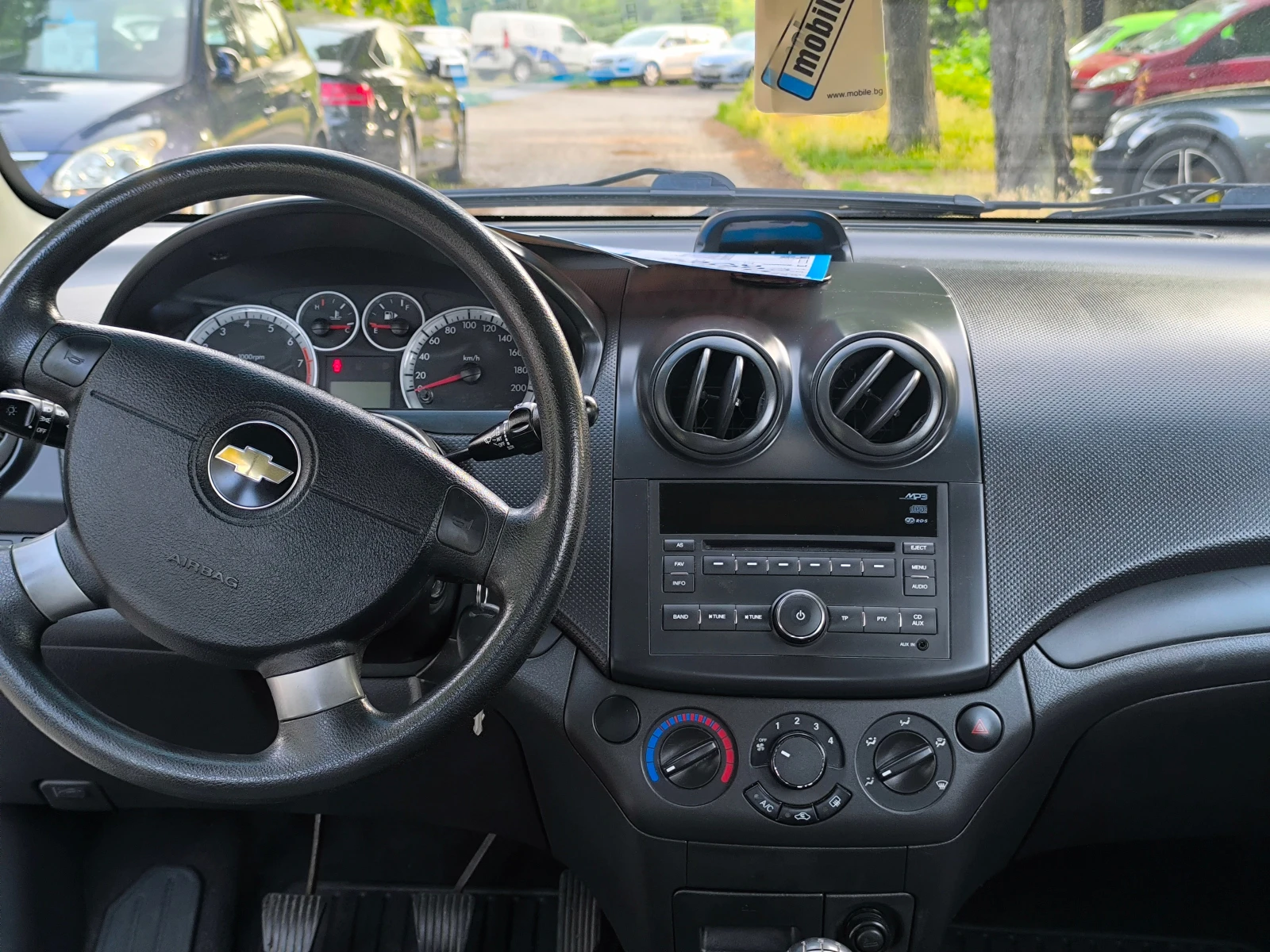 Chevrolet Aveo 1, 2 КЛИМАТИК  - изображение 9