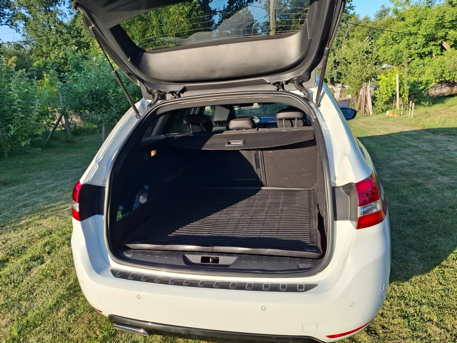Peugeot 308 2.0 HDI GT - изображение 4
