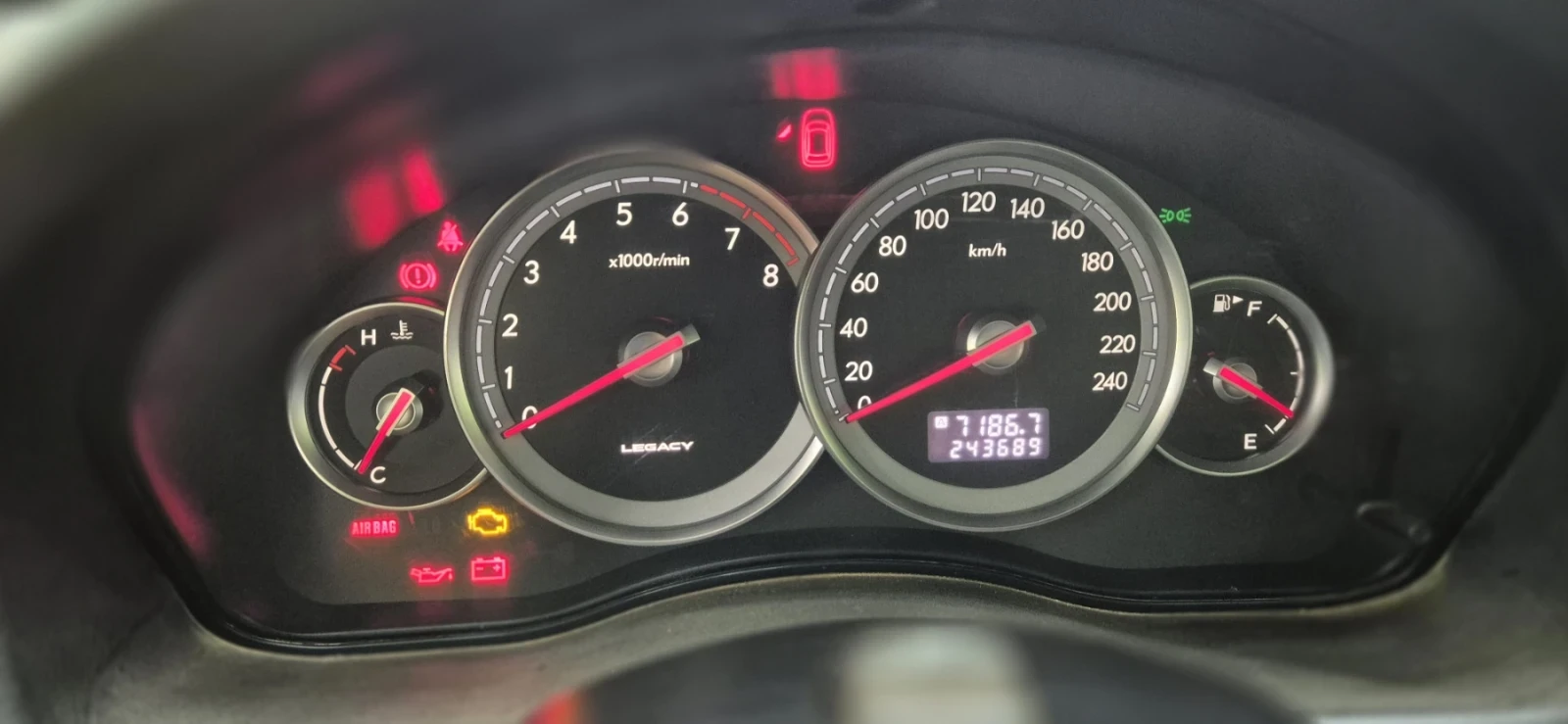 Subaru Legacy  - изображение 2