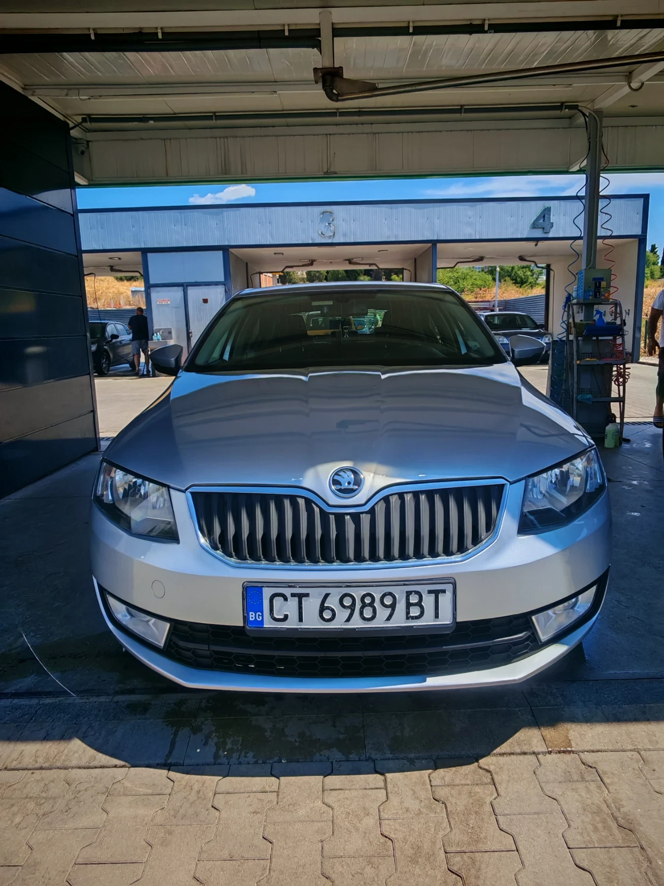 Skoda Octavia 2.0TDI 150 к.с - изображение 2