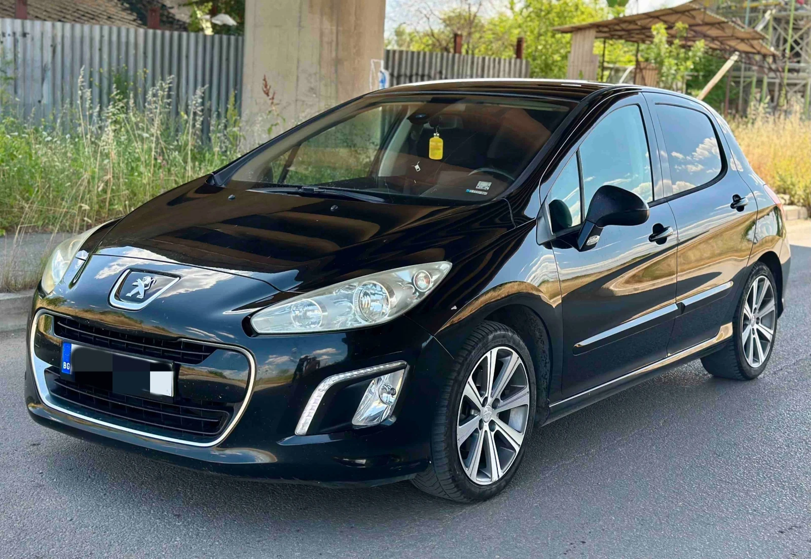 Peugeot 308 1.6 e-HDi - изображение 6