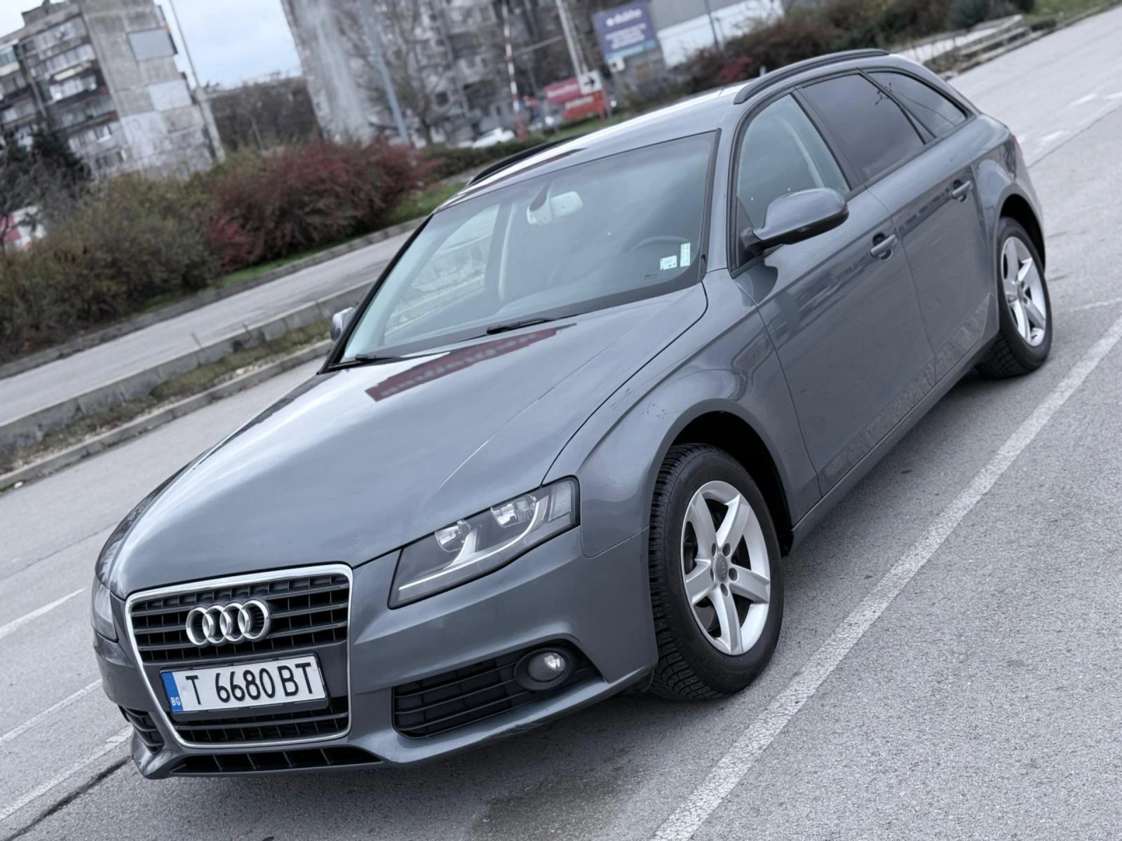 Audi A4 СЕРВИЗНА ИСТОРИЯ/НОВИ ЗИМНИ-ЛЕТНИ ГУМИКОЖА/ПОДГРЕВ - изображение 2