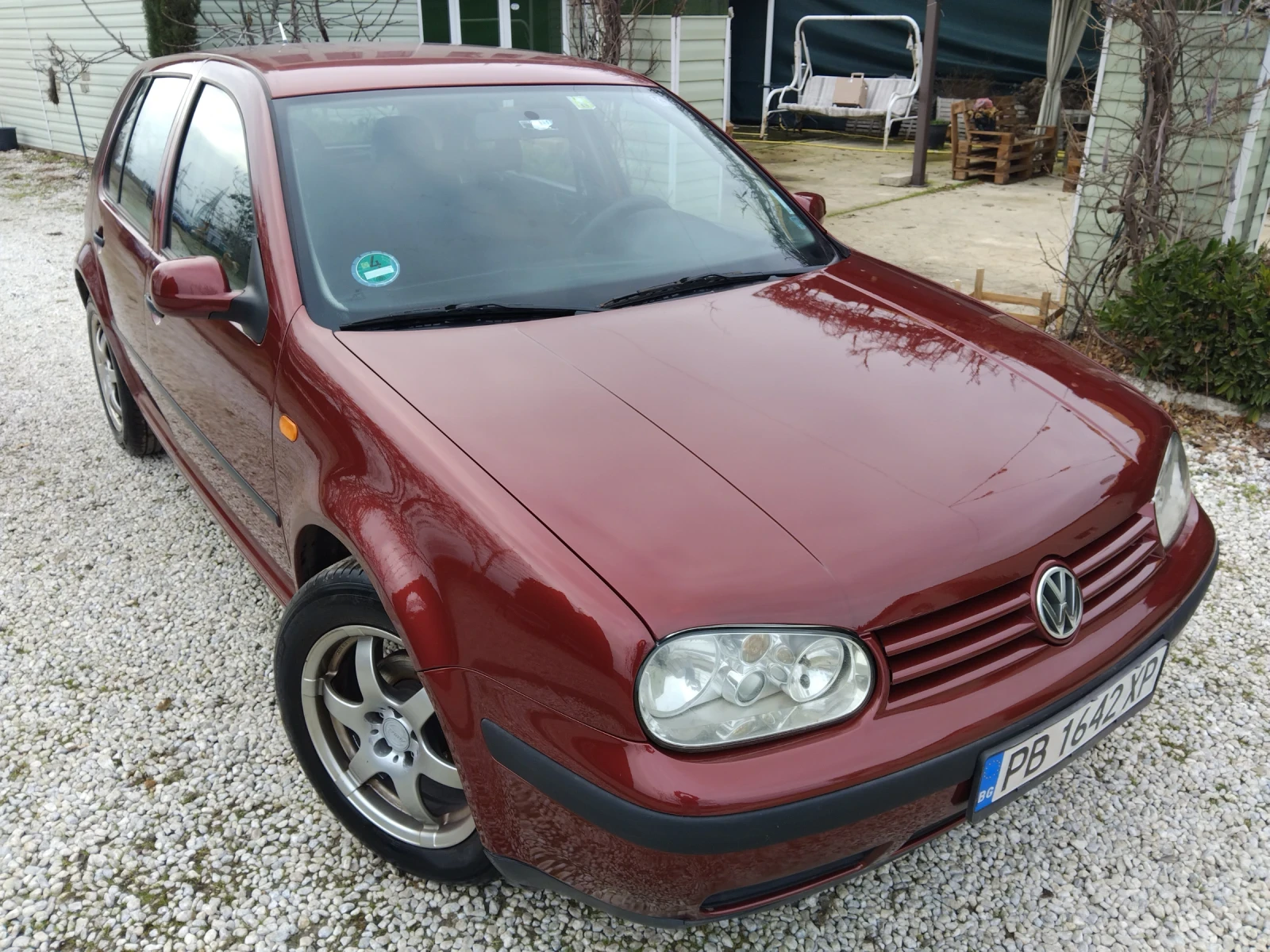 VW Golf 1.6 BENZIN - изображение 2