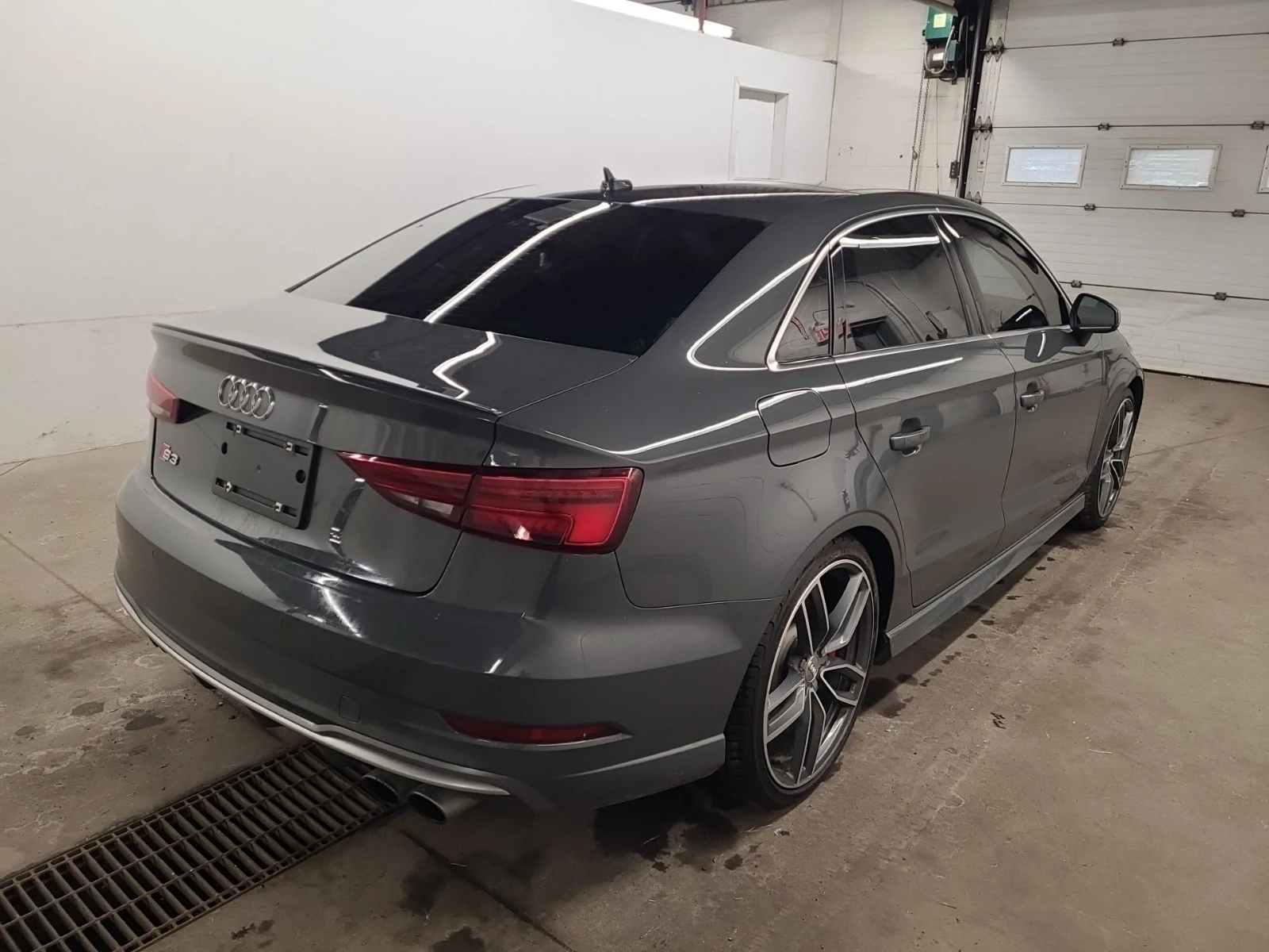 Audi S3 * * PRESTIGE* * CARFAX* *  - изображение 3