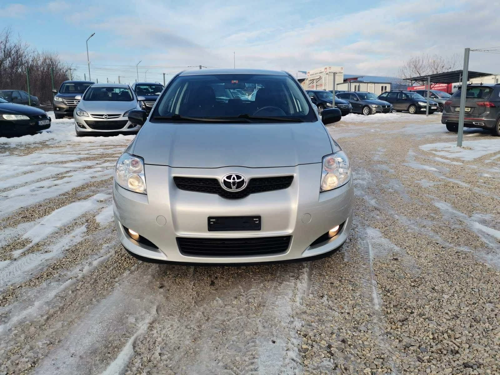 Toyota Auris 1.6 VVT-I - изображение 2