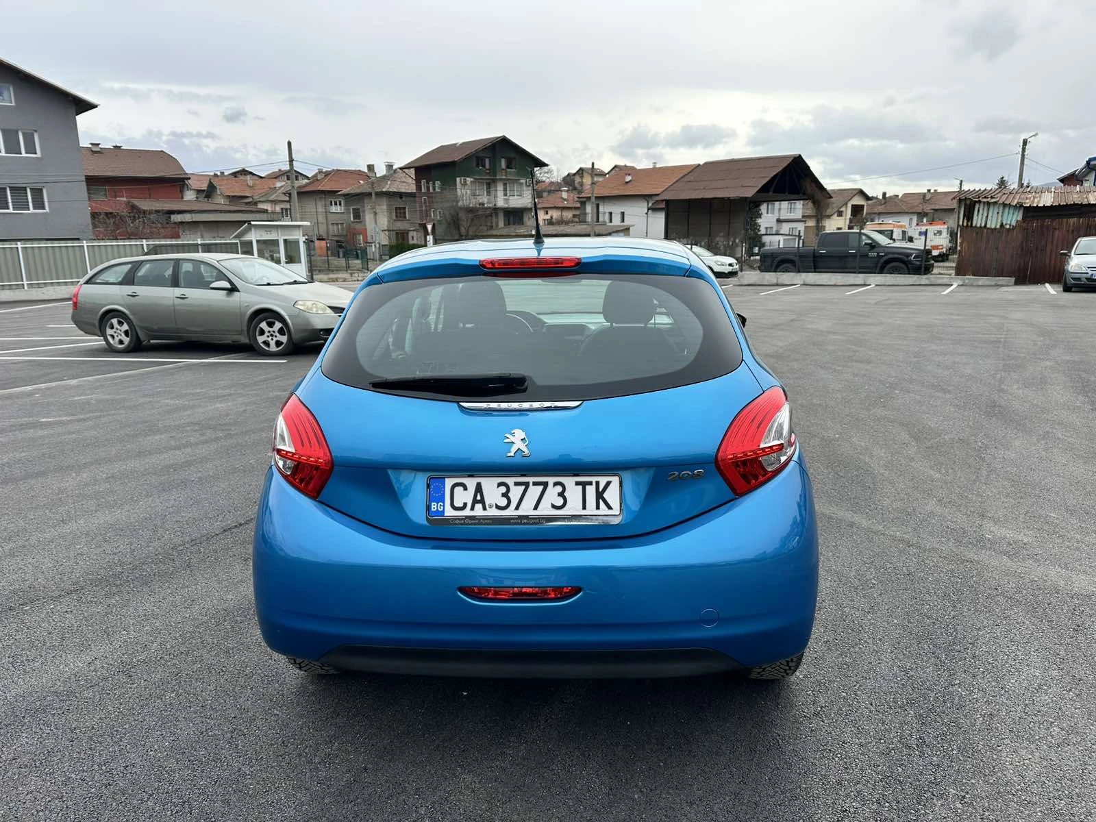 Peugeot 208, снимка 7 - Автомобили и джипове - 53894831