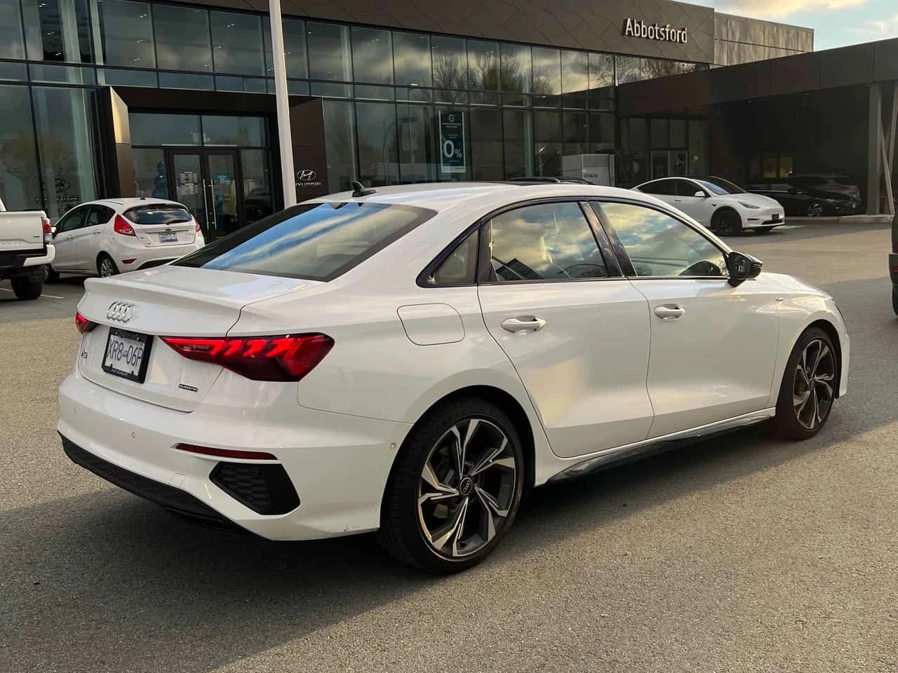 Audi A3 * Progressiv * PANO* KEYLESS* �������*  | Mobile.bg � ����������� 3