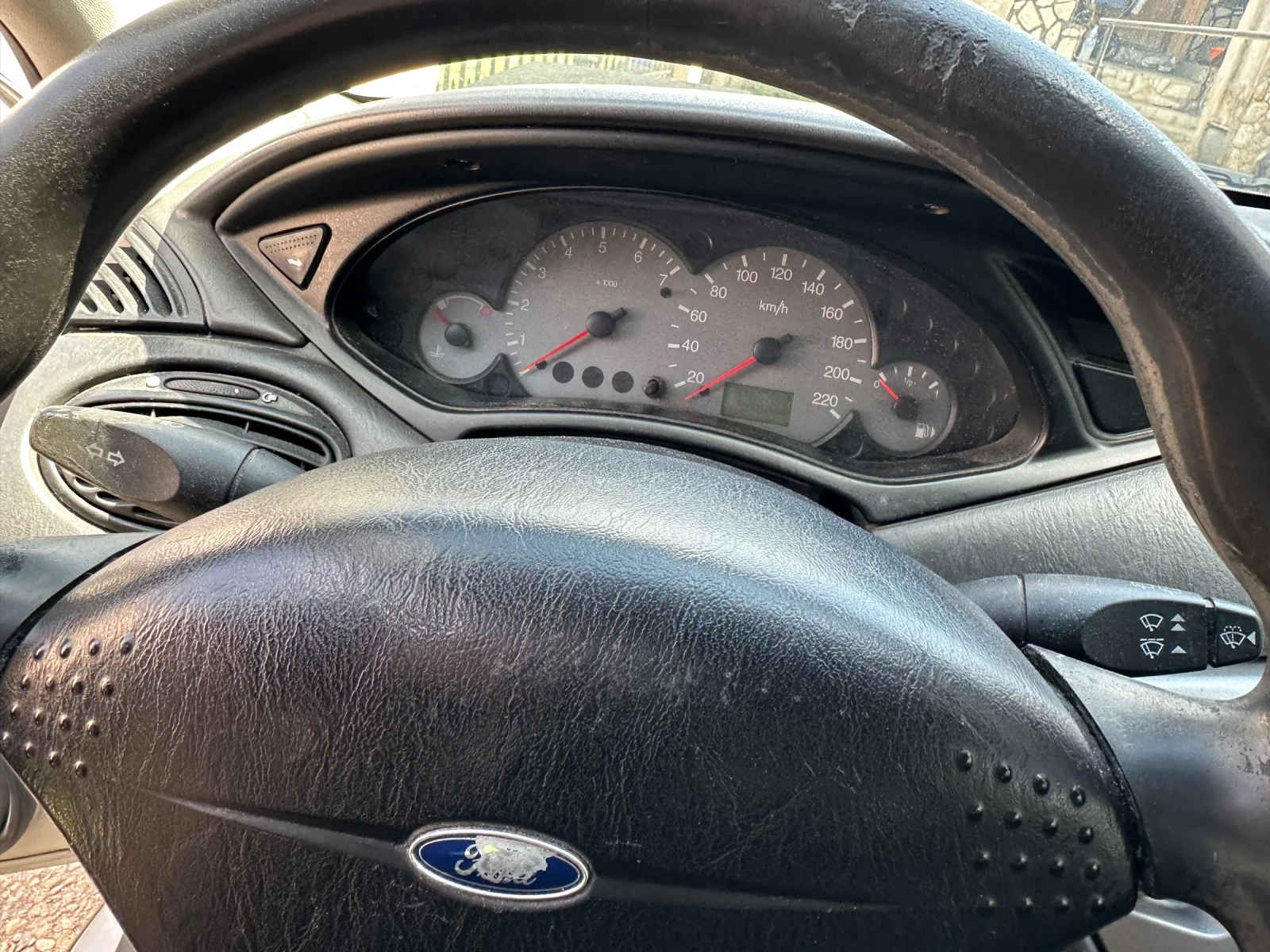 Ford Focus 1.6 , снимка 6 - Автомобили и джипове - 54444429