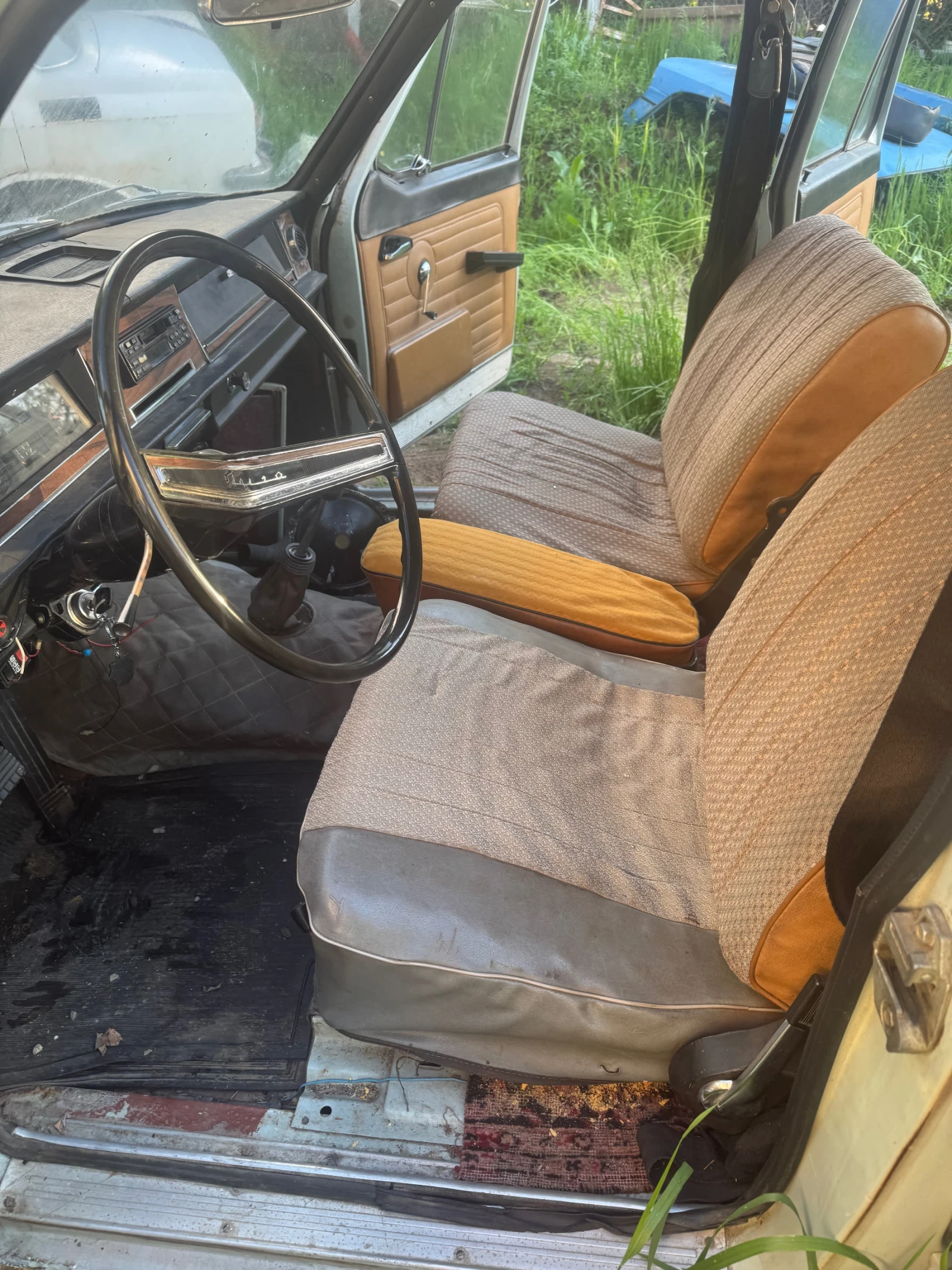 Volga 24 ГАЗ 24Д, снимка 4 - Автомобили и джипове - 54562789