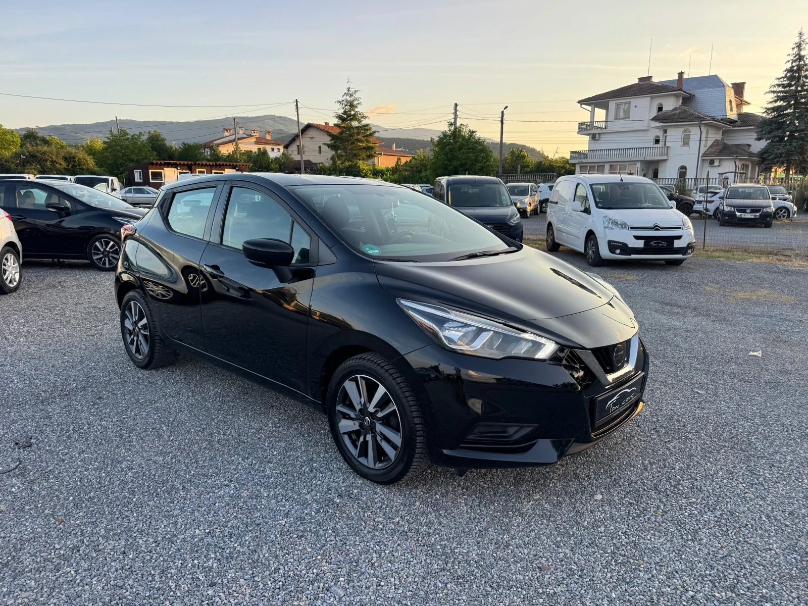 Nissan Micra 0.9Tce N-Connecta  keyless go!! Euro 6, снимка 9 - Автомобили и джипове - 54802279