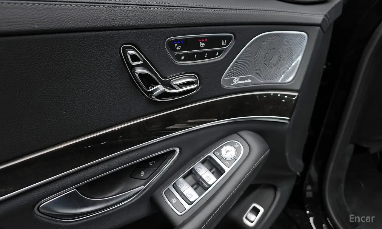Mercedes-Benz S 500 L / AMG / TV / 3D BURMESTER / 360 / ЛИЗИНГ , снимка 17 - Автомобили и джипове - 54827373