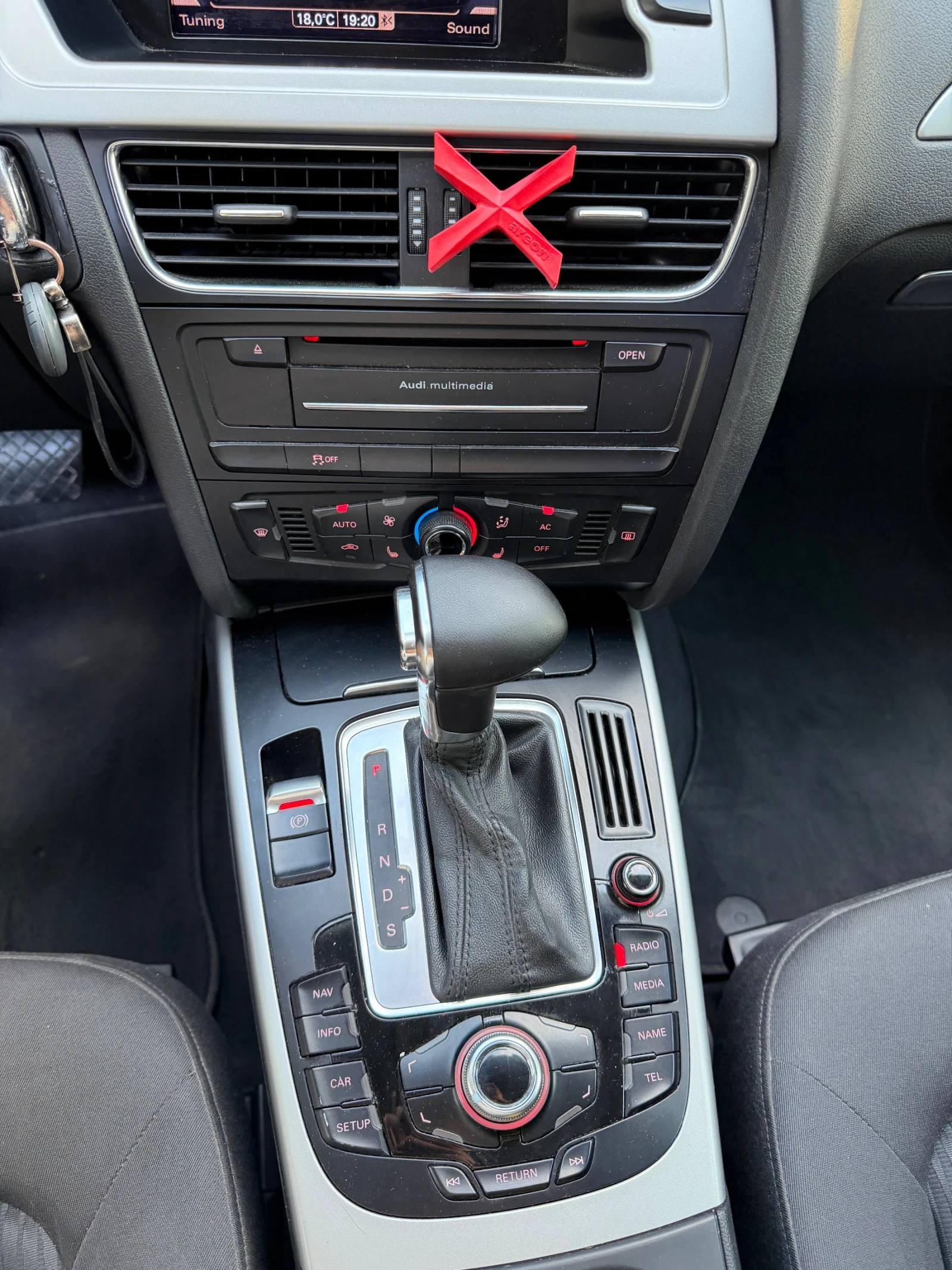 Audi A4, снимка 9 - Автомобили и джипове - 55016061