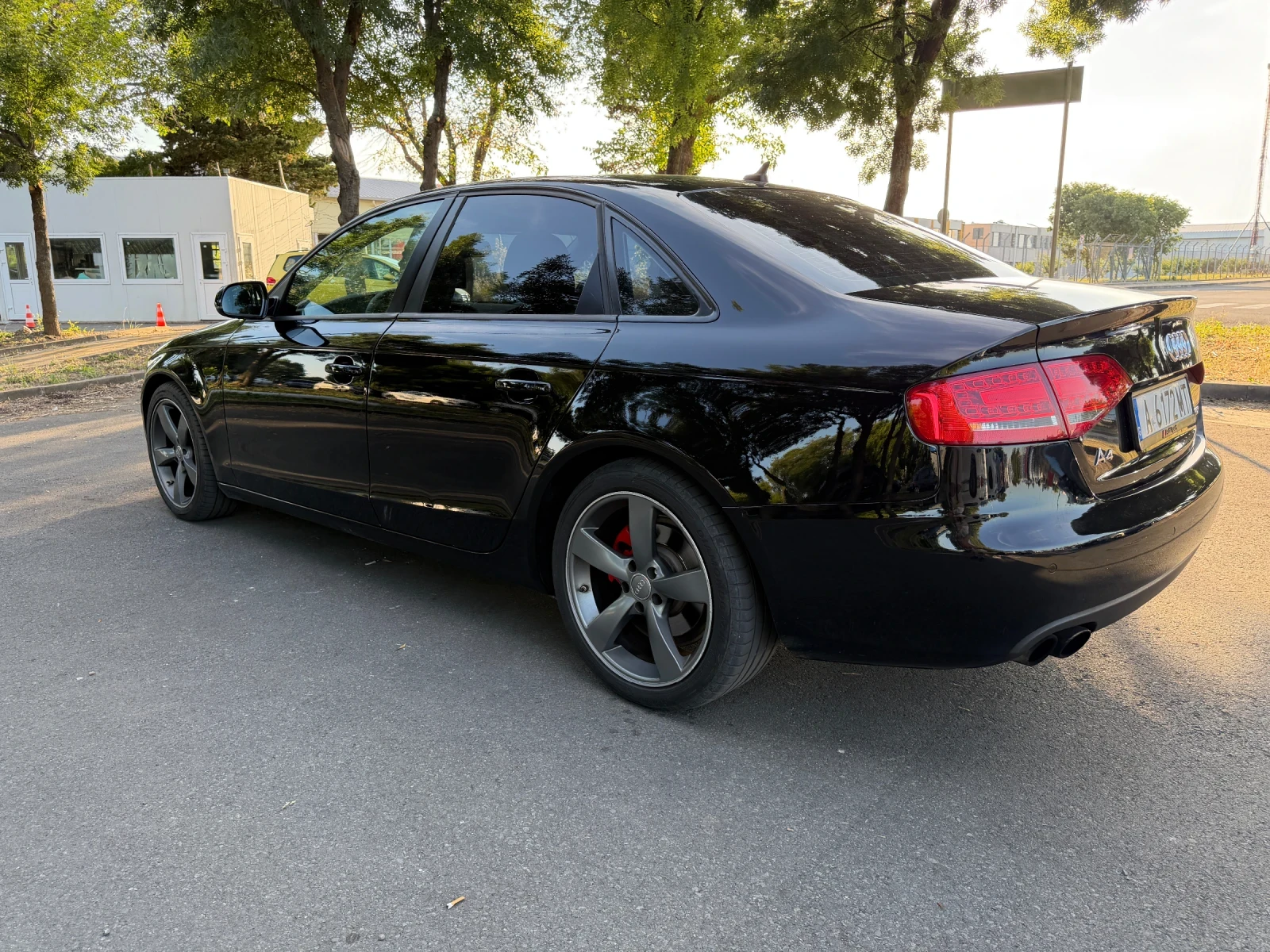 Audi A4, снимка 6 - Автомобили и джипове - 55016061