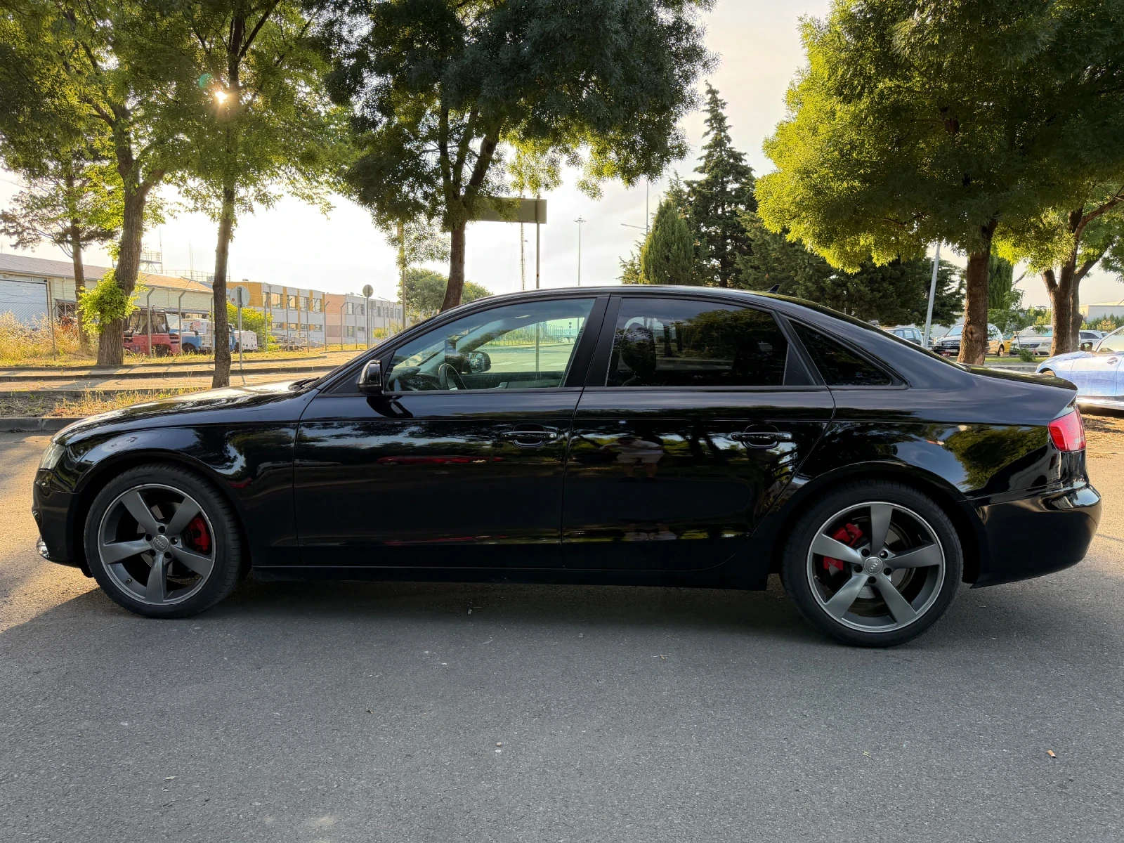 Audi A4, снимка 3 - Автомобили и джипове - 55016061