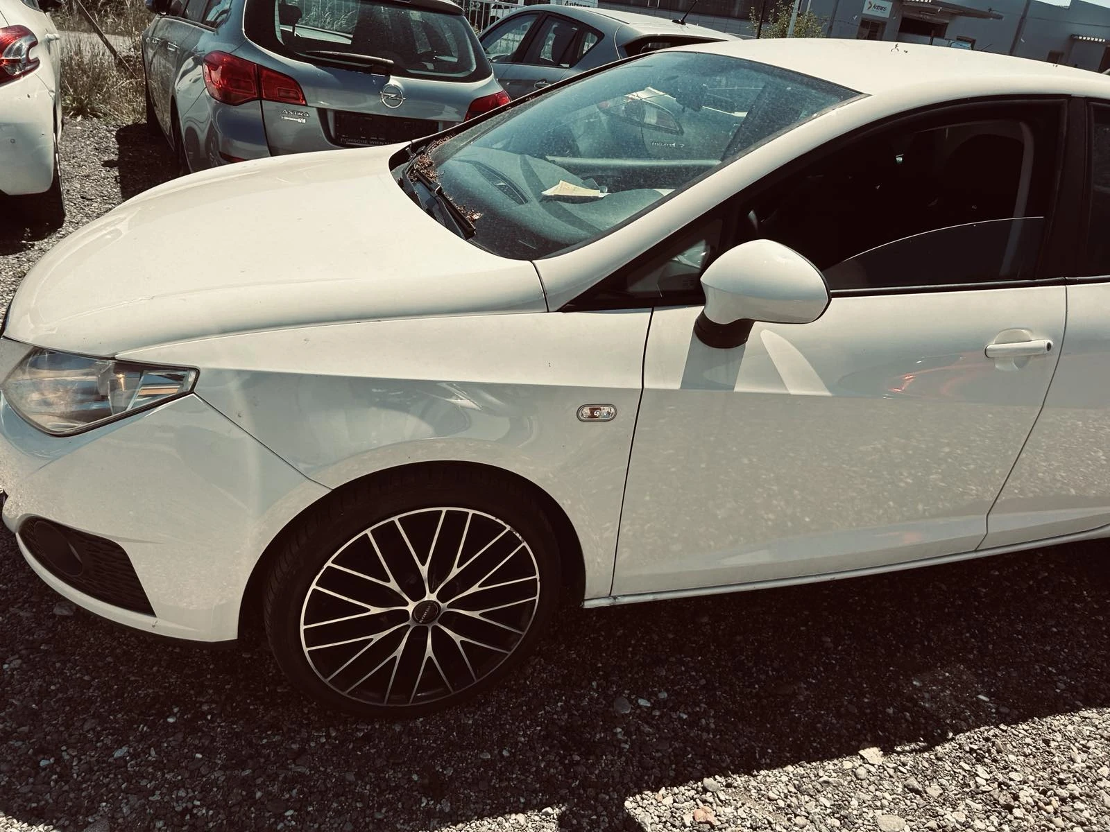 Seat Ibiza 1.4iKLIMA, ESKLUZIV, снимка 3 - Автомобили и джипове - 55034355