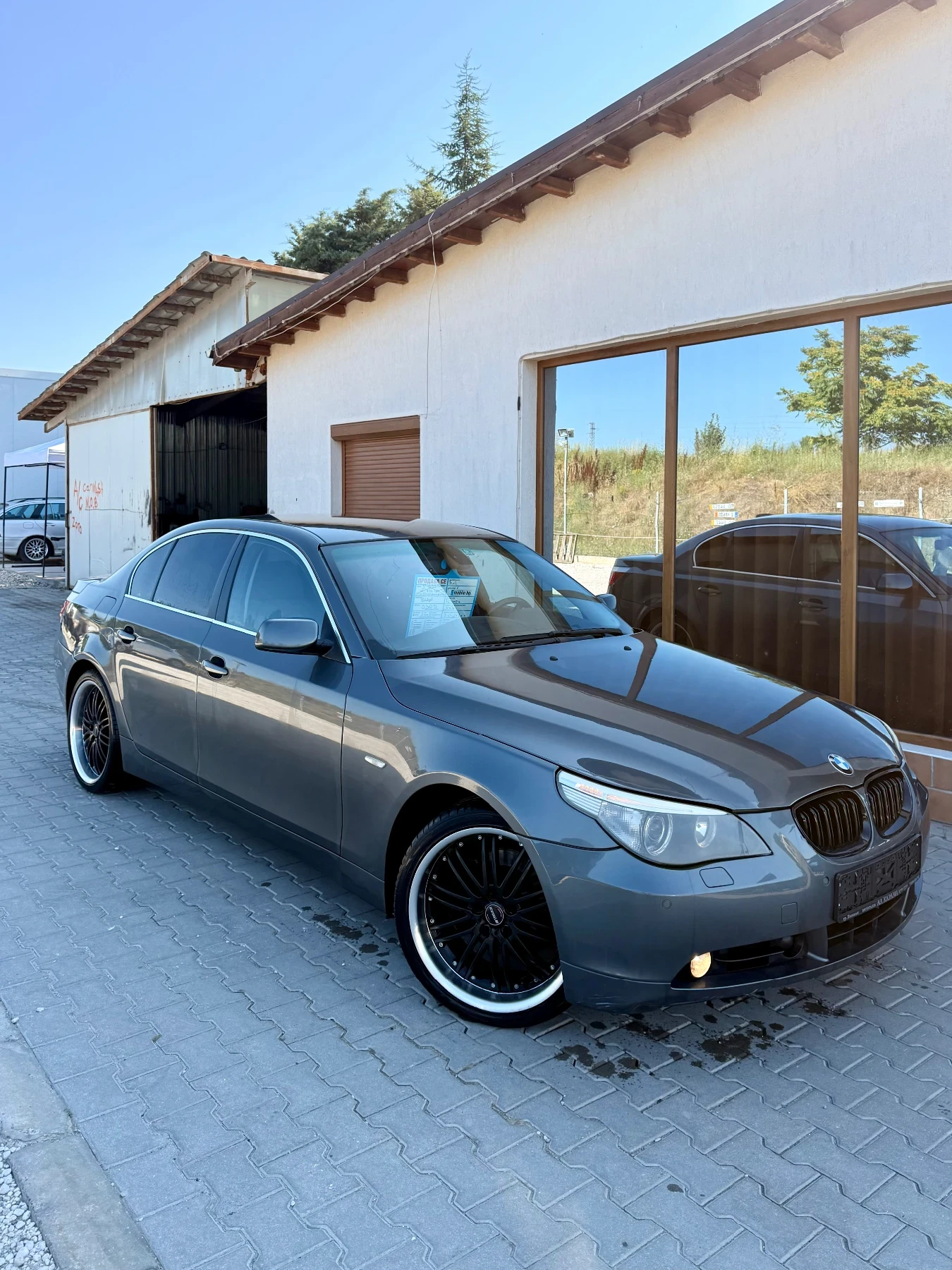 BMW 530 Нов внос* Хедъп* Дистроник* Топ* , снимка 4 - Автомобили и джипове - 55319904