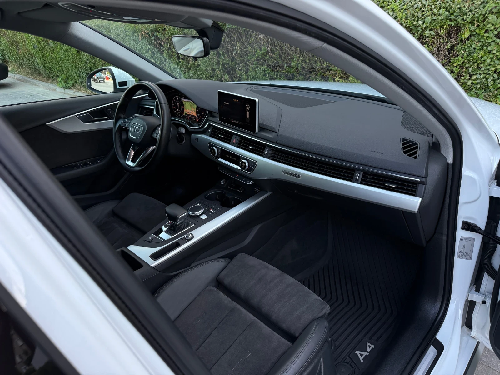 Audi A4 Allroad 3.0 Quattro, снимка 9 - Автомобили и джипове - 55408582