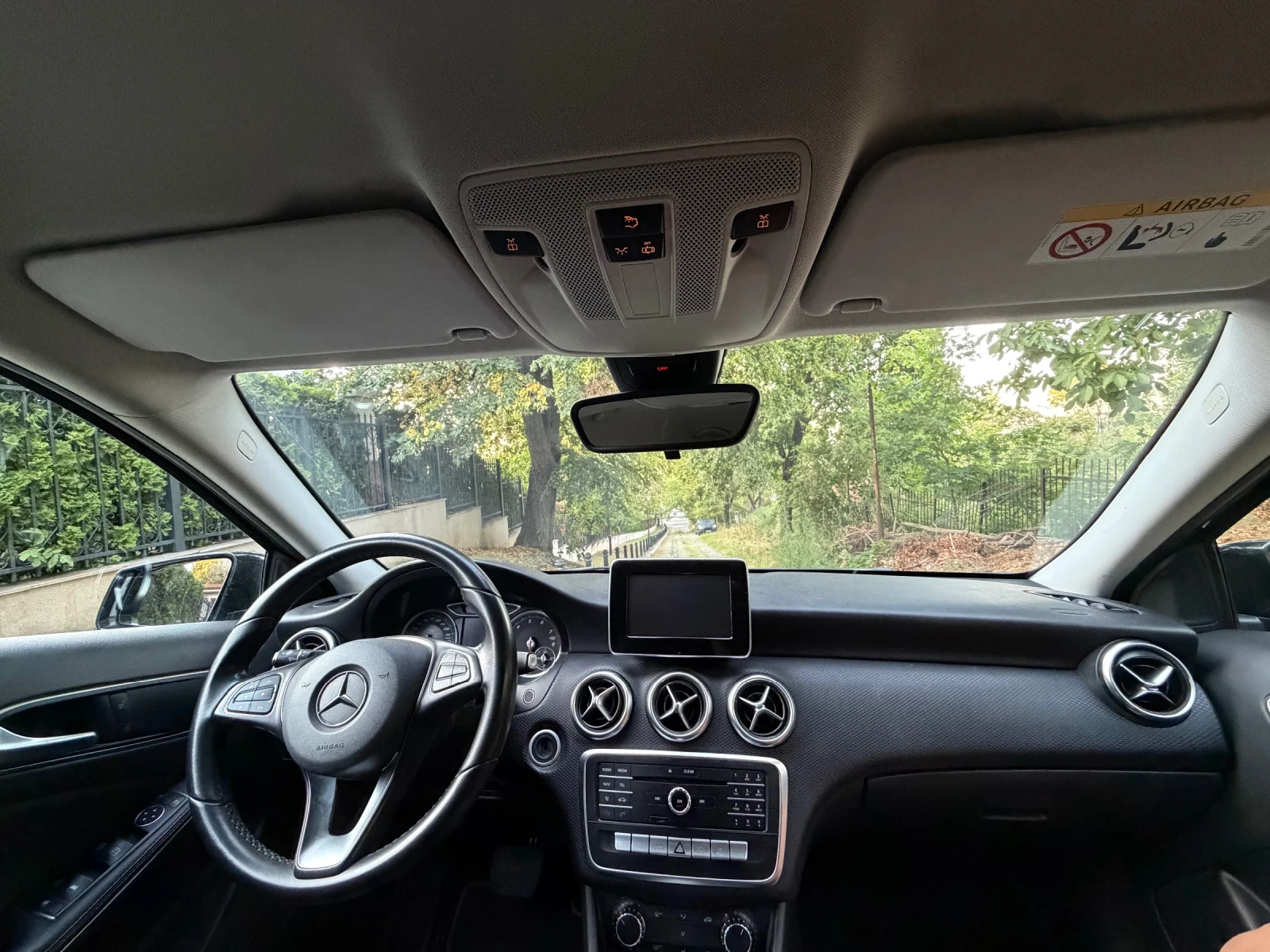 Mercedes-Benz A 180 W176 1.6, снимка 9 - Автомобили и джипове - 55944676