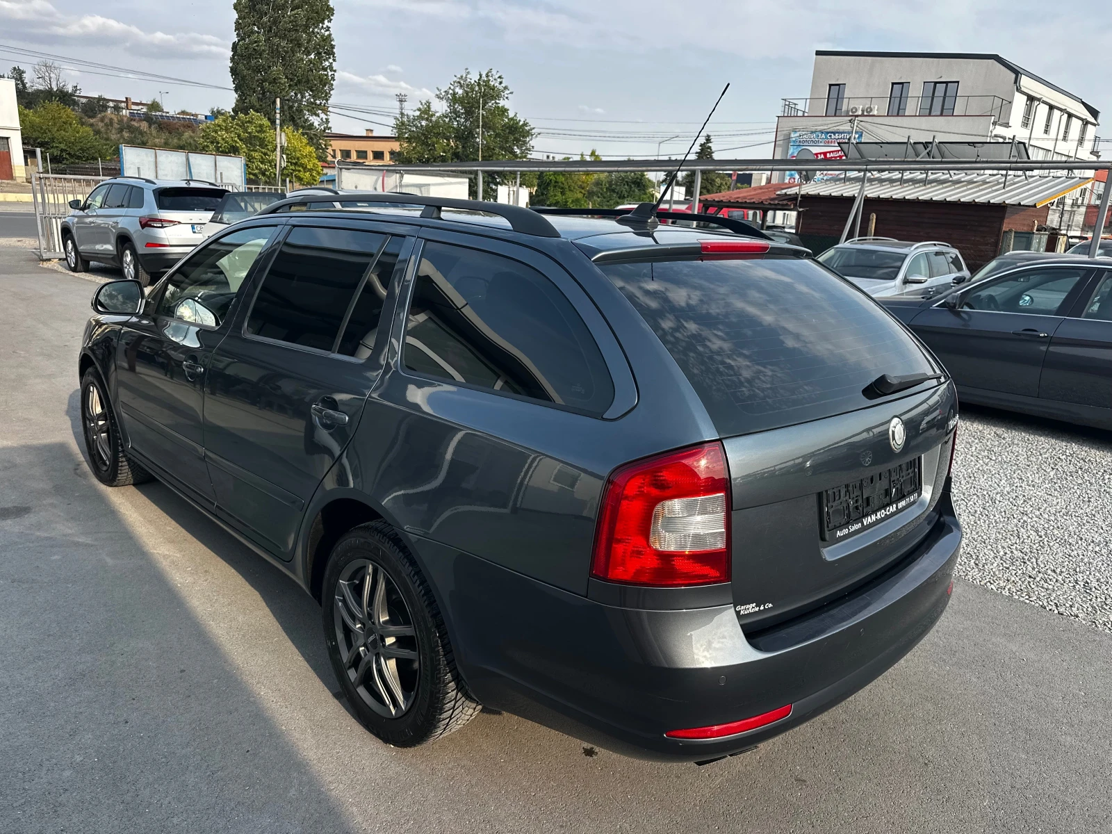 Skoda Octavia 1.9TDI 105к.с DSG* Facelift* Нави* Подгрев, снимка 3 - Автомобили и джипове - 56061211