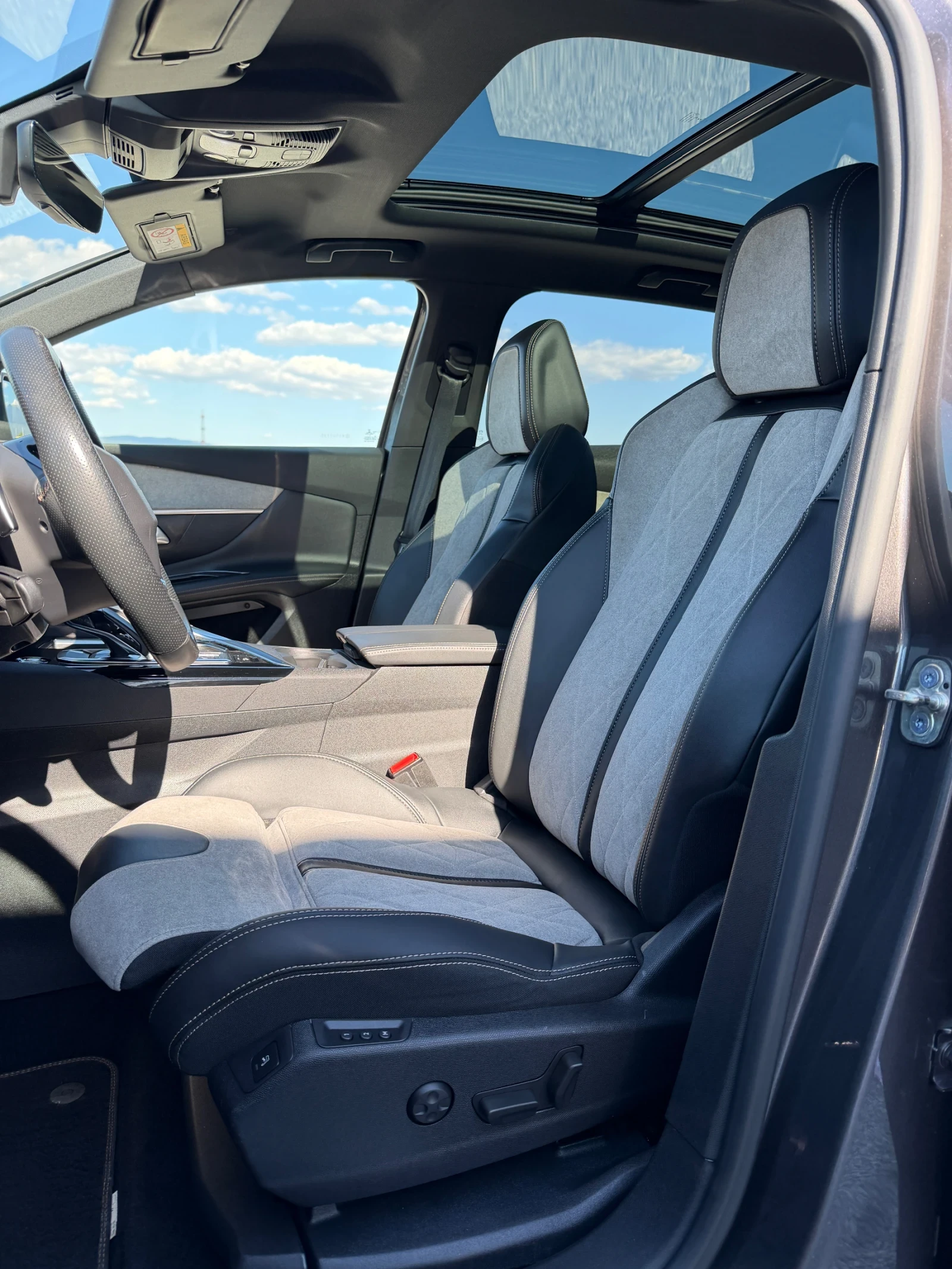 Peugeot 3008 GT-Line! HYbrid 4!! AWD!!!, снимка 12 - Автомобили и джипове - 56122210