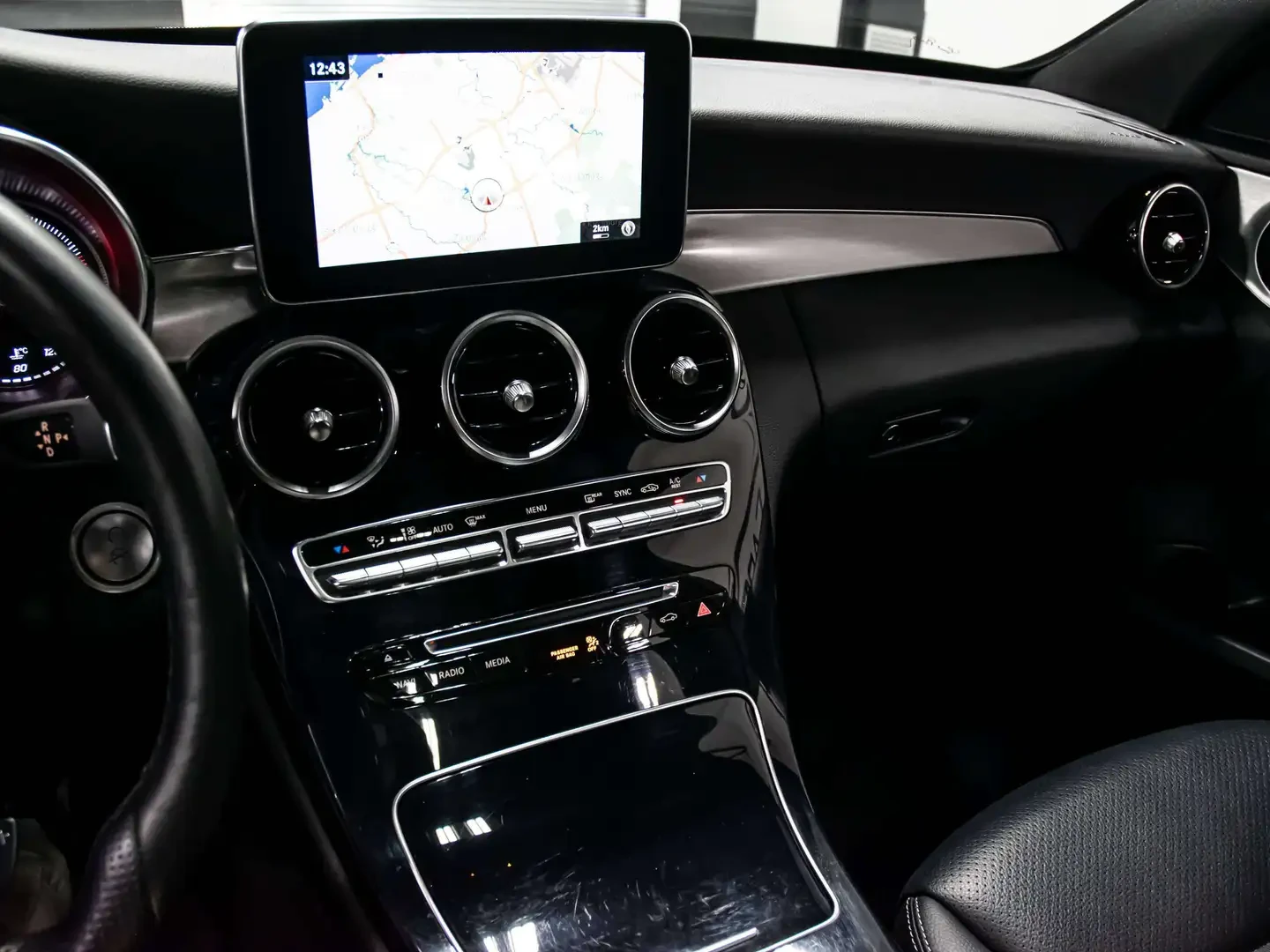 Mercedes-Benz C 300 AMG LINE/MULTIBEAM/PANO/������ ��� ������������/  | Mobile.bg � ����������� 13