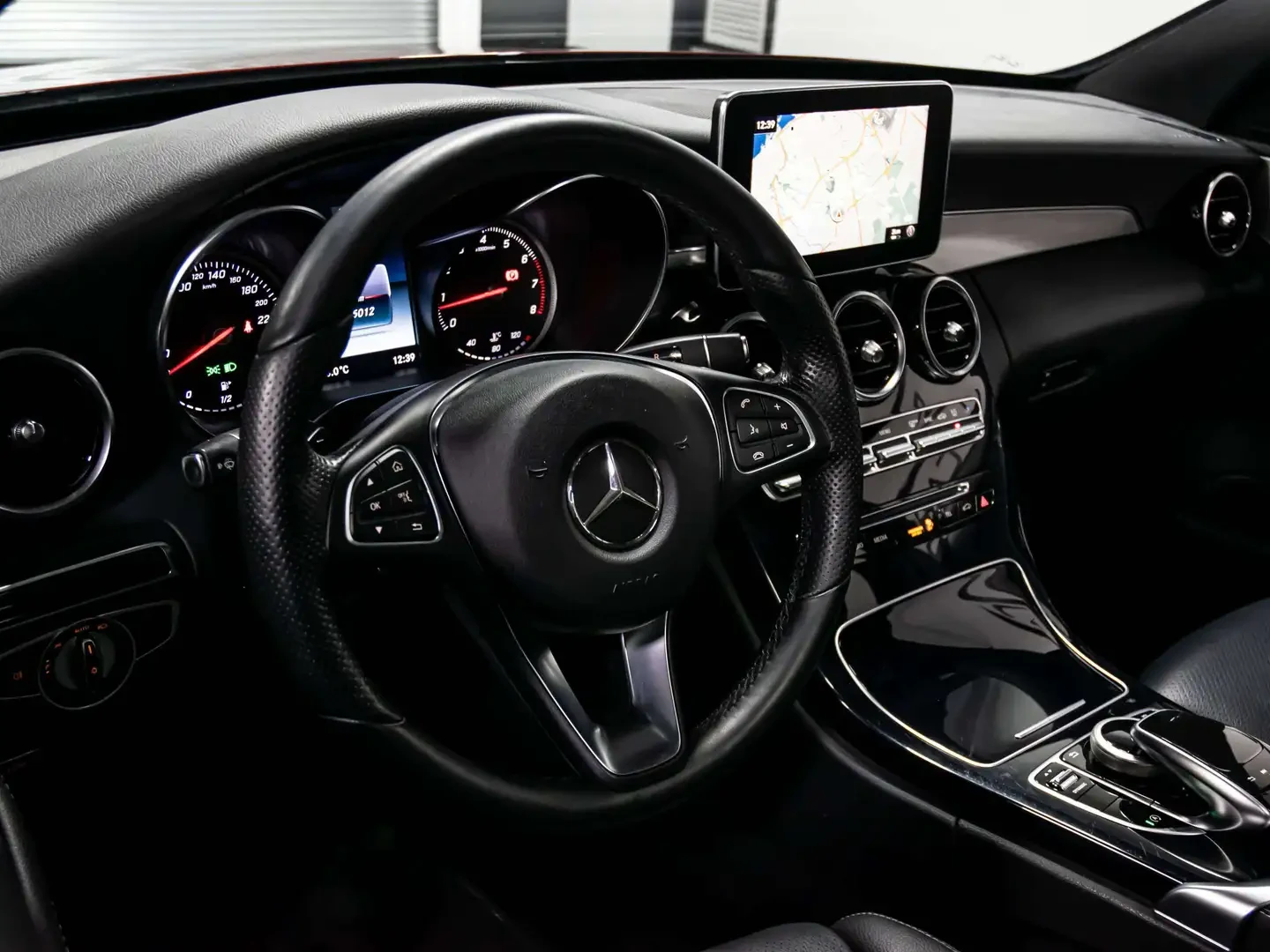 Mercedes-Benz C 300 AMG LINE/MULTIBEAM/PANO/������ ��� ������������/  | Mobile.bg � ����������� 9