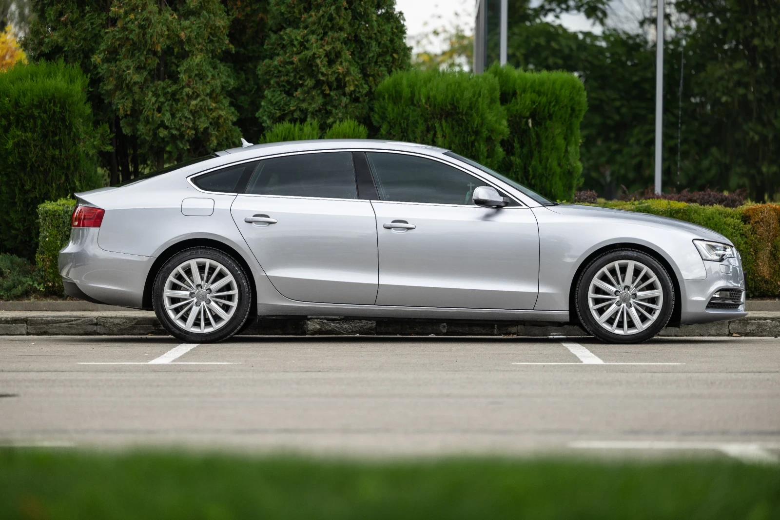 Audi A5 Sportback, снимка 9 - Автомобили и джипове - 56424655