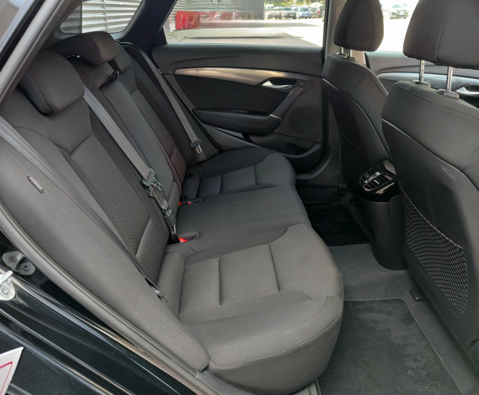 Hyundai I40 2.0GDi  177�.�.  ��������  | Mobile.bg � ����������� 11
