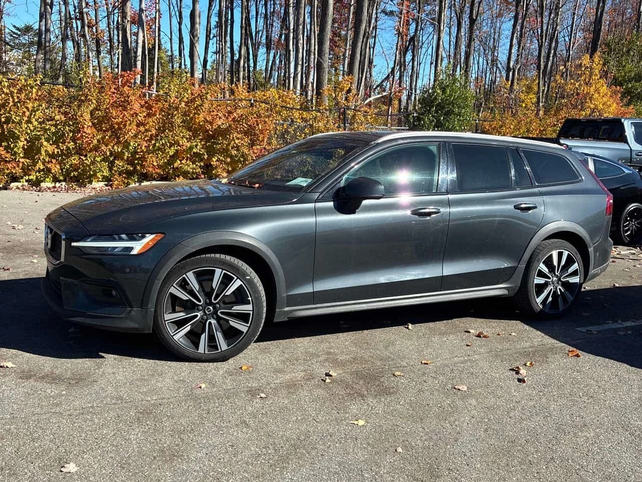 Volvo V60 Cross Country T5 AWD PREMIER PLUS PACKAGE  CARFAX | Mobile.bg � ����������� 2