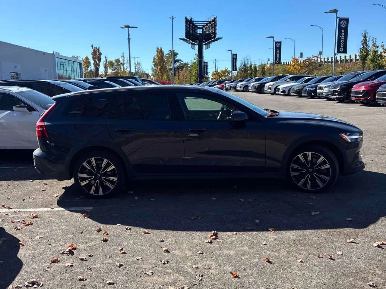 Volvo V60 Cross Country T5 AWD PREMIER PLUS PACKAGE  CARFAX | Mobile.bg � ����������� 3